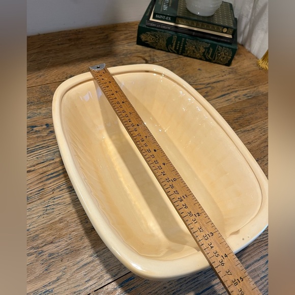 🥕 Vintage Handmade Ceramic Roaster with Vegetable Motif - Picture 12 of 15